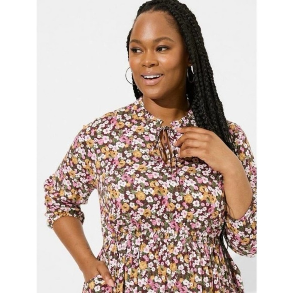 Torrid Women's Multicolor Floral Stretch Challis Front Keyhole Mini Dress size 3